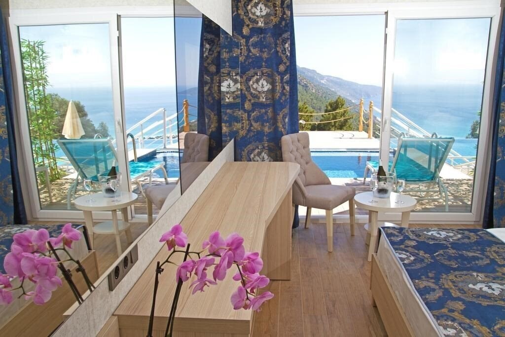 Zdjęcie Sertil Deluxe Hotel & SPA (ex. Tropical Suites by Sertil, Ramada by Wyndham Fethiye Oludeniz) 4*