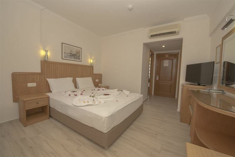 Отель Belcehan Deluxe Hotel 3*