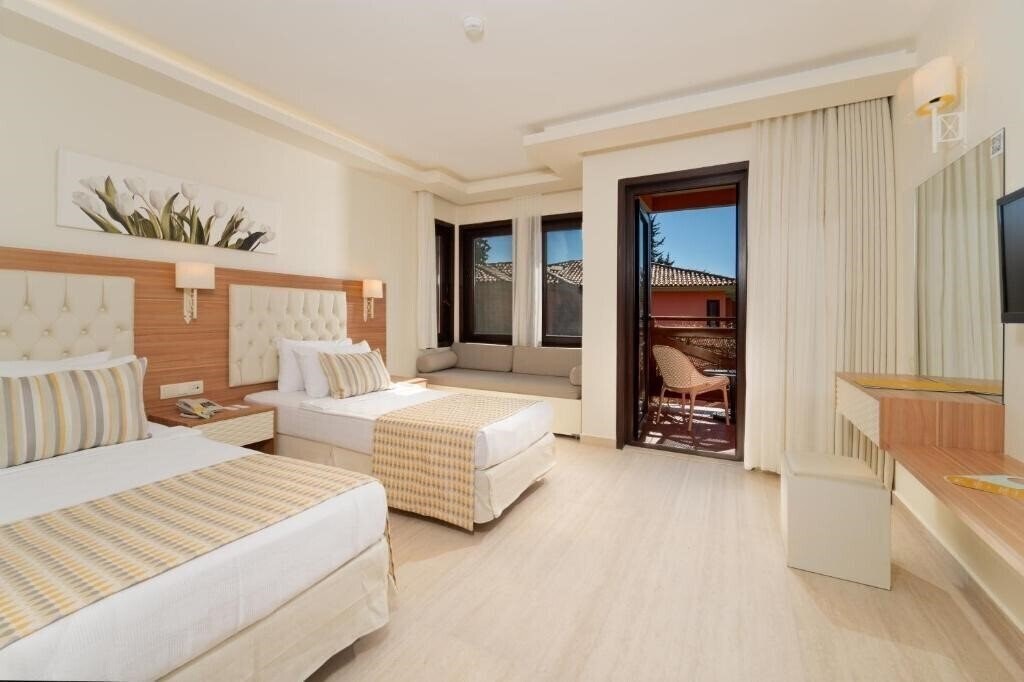 Готель Sundia by Liberty Suncity 4*