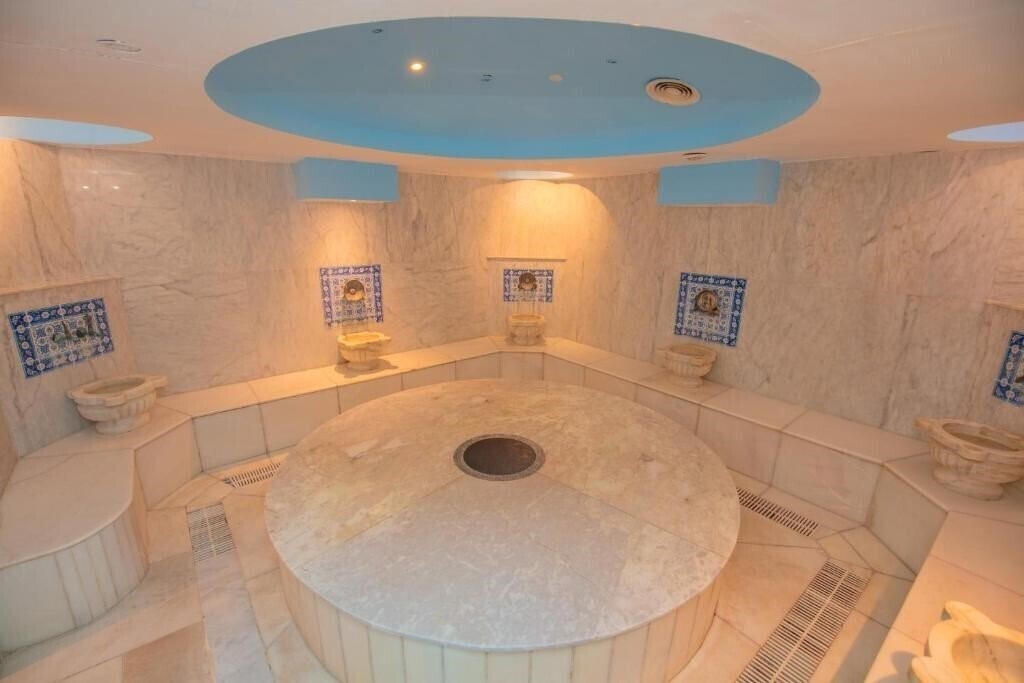 Zdjęcie Oludeniz Resort by Z Hotels (ex. Noa Hotels Oludeniz Resort, Oludeniz Resort, Z Hotels Oludeniz Resort, Oludeniz Beach Resort by Z Hotels) 4*