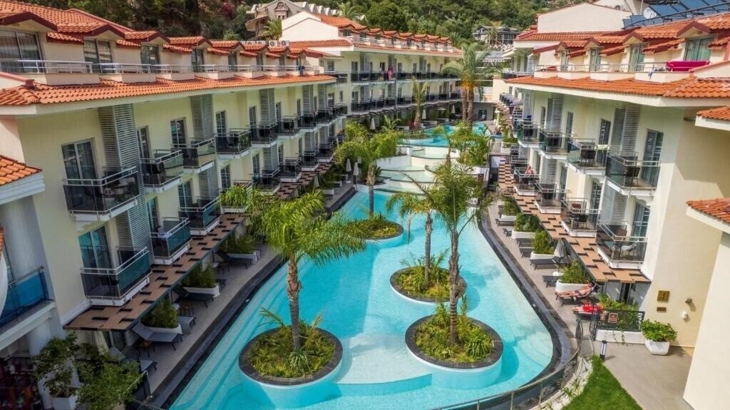 Hotel Montebello Resort Hotel 4*