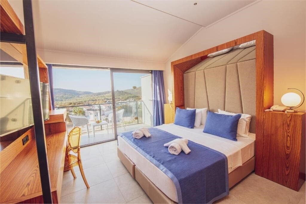 Hotel Orka World Hotel & Aquapark (ex. Orka World Hotel With Aqua Park, Orka World Hotel & Thema Park) 4*