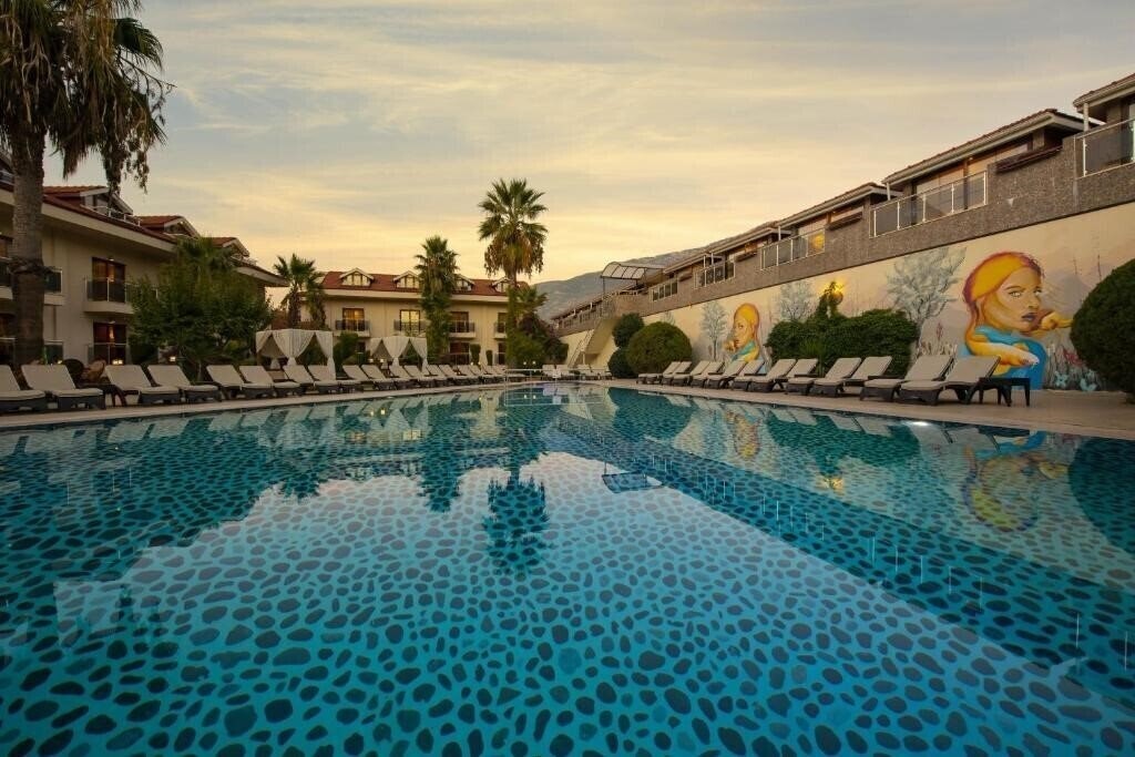 Zdjęcie Han Deluxe Boutique Hotel 4*