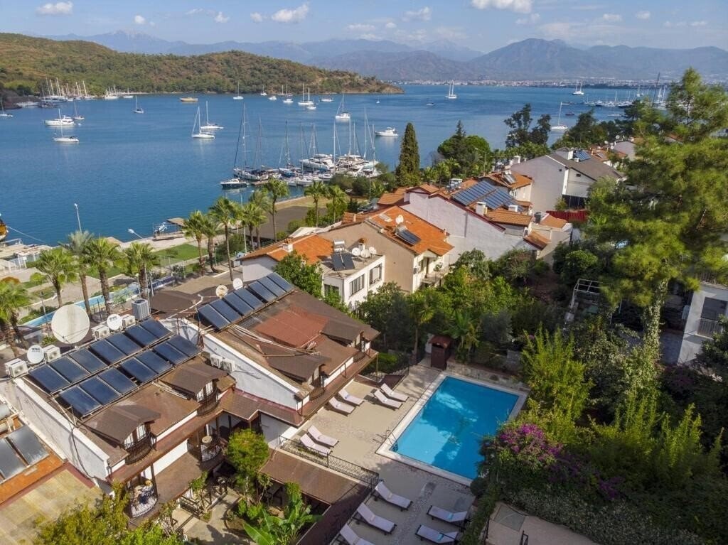 Hotel Villa Daffodil 3*