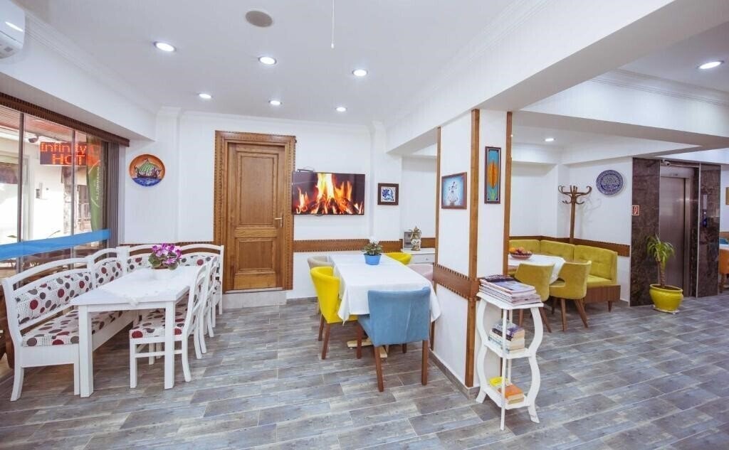 Zdjęcie Infinity Сity Hotel Fethiye 3*