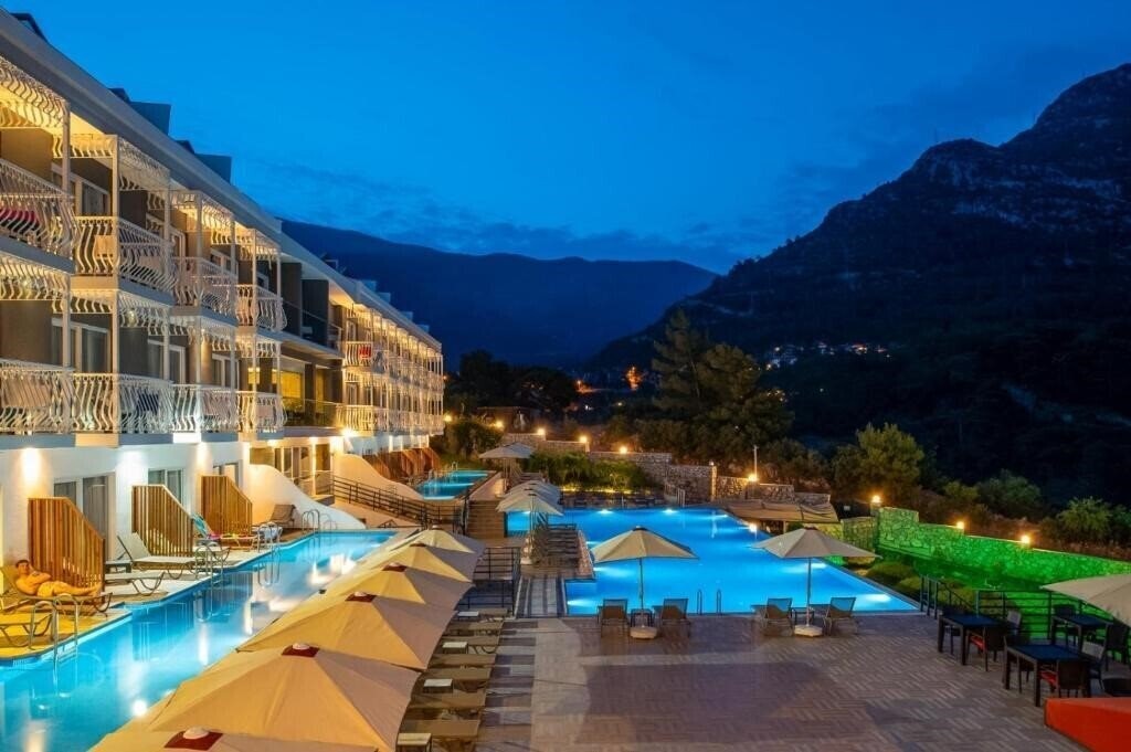Изображение Ramada By Whyndham Oludeniz 4*