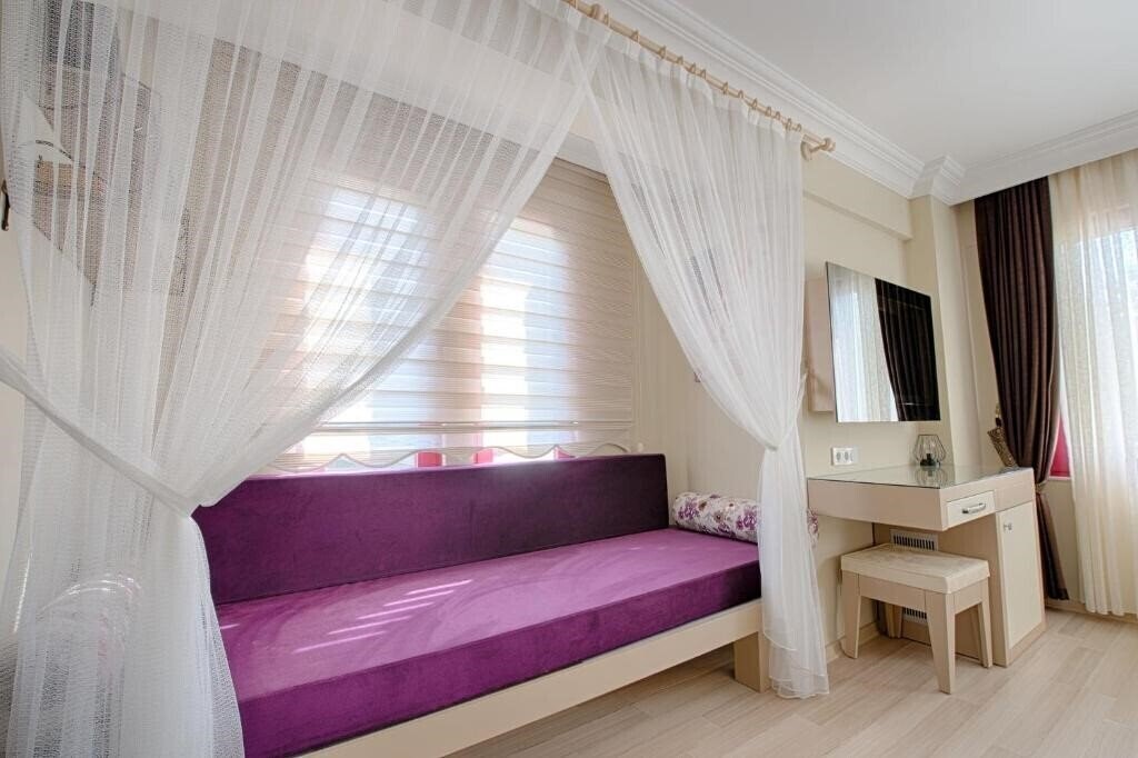 Zdjęcie Mendos Hotel 3*