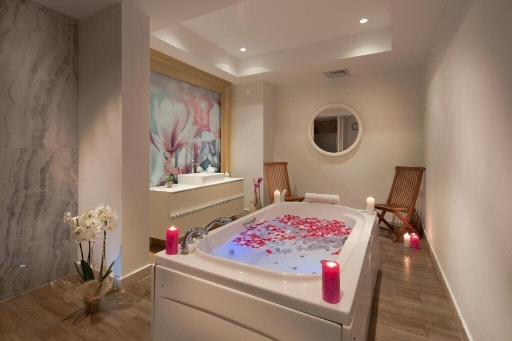 Obraz Korel Thermal Resort Clinic & Spa 5*