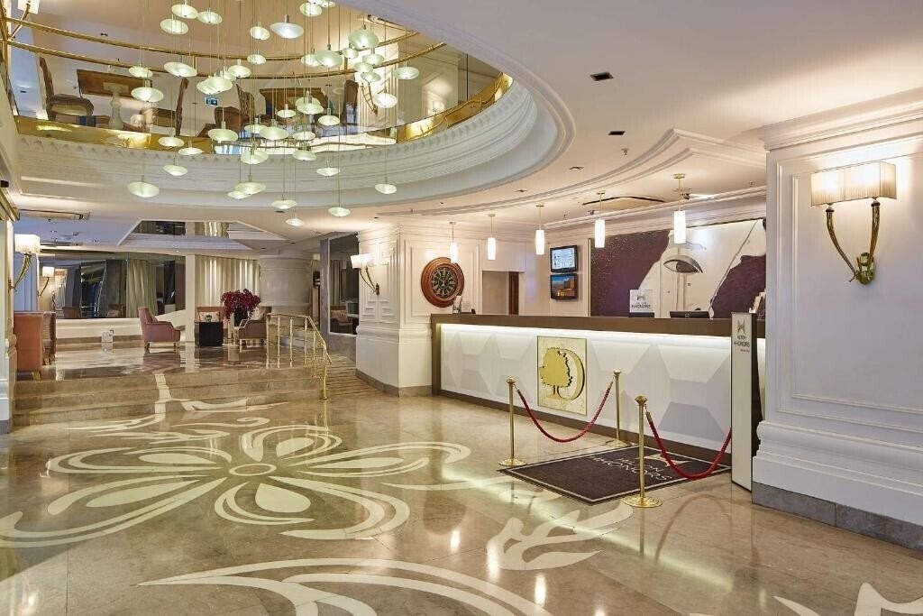 Zdjęcie DoubleTree by Hilton Izmir Alsancak 4*
