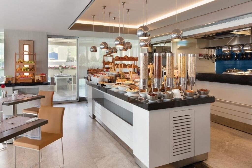 Zdjęcie Ramada Hotel & Suites Kemalpasa Izmir 4*