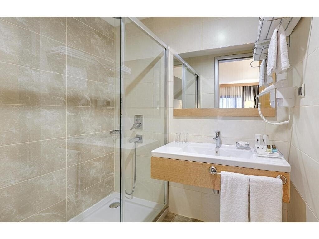 Zdjęcie Kordon Hotel Cankaya 4*
