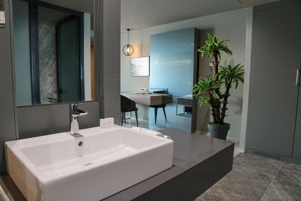 Zdjęcie Pasaport Pier Hotel 3*