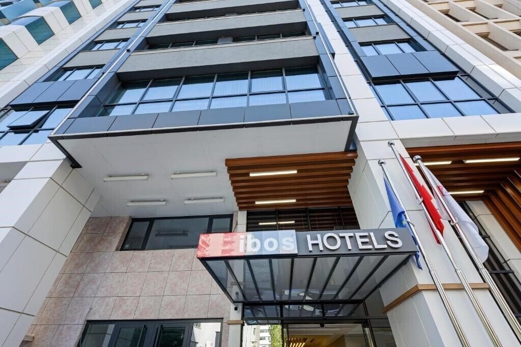 Hotel Ibos Hotels Izmir 5*