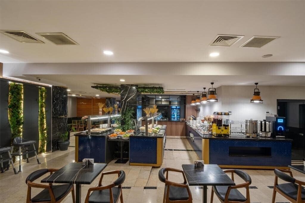 Фото Best Western Hotel Izmir (ex. Mitte Port Hotel Izmir, Aksan) 4*