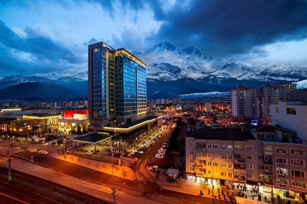 Hotel Radisson Blu Hotel Kayseri 5*