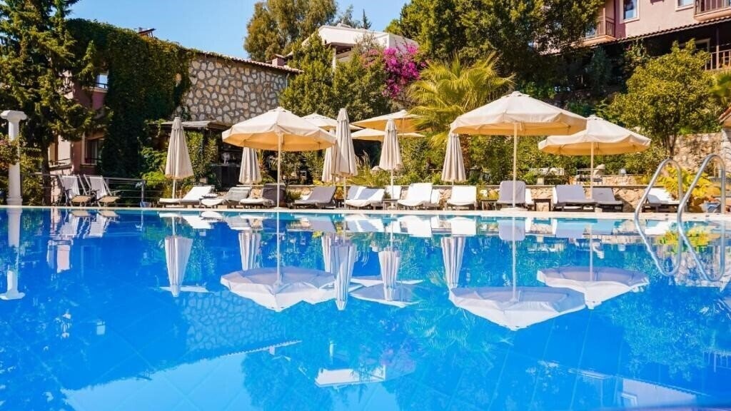Отель True Blue Boutique Hotel Kalkan 4*