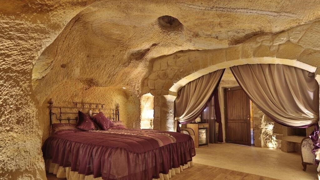 Zdjęcia Golden Cave Suites 4*