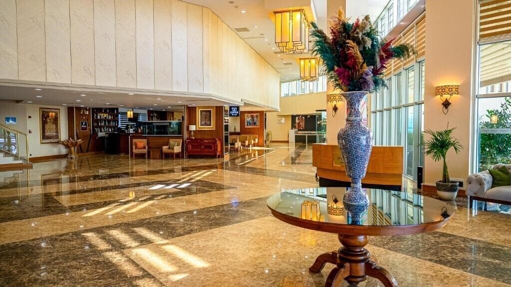 Картинка Ramada by Wyndham Cappadocia (ex. Ortahisar, Erciyes) 5*