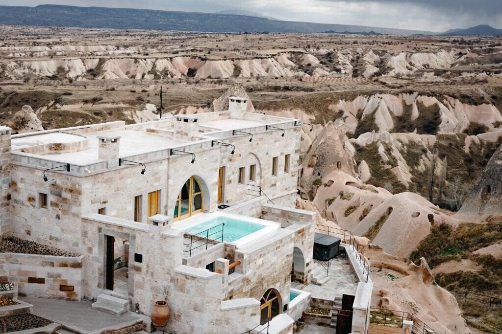 Hotel Millstone Cave Suites 5*