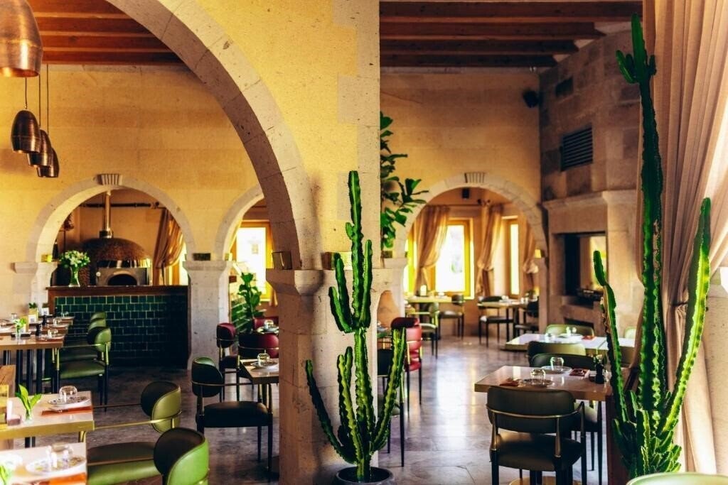 Zdjęcie Millstone Cave Suites 5*