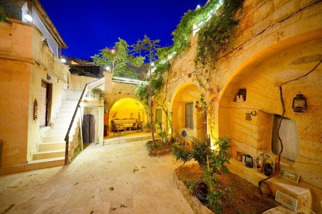 Готель Antik Cave House 4*