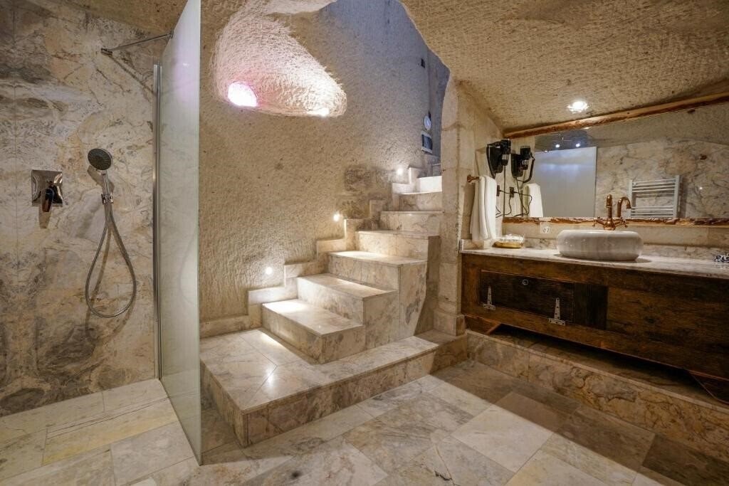 Фото Artemis Cave Suites 3*