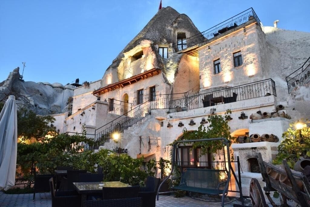 Готель Ascension Cave Suites 3*