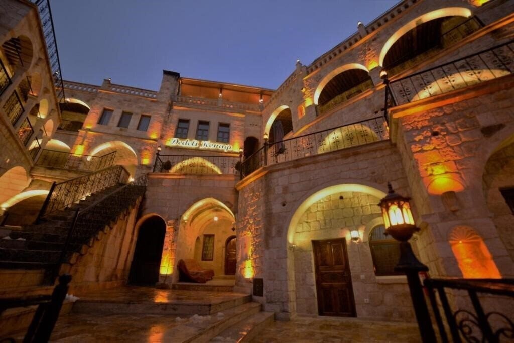 Zdjęcie Dedeli Konak Cave Hotel 2*