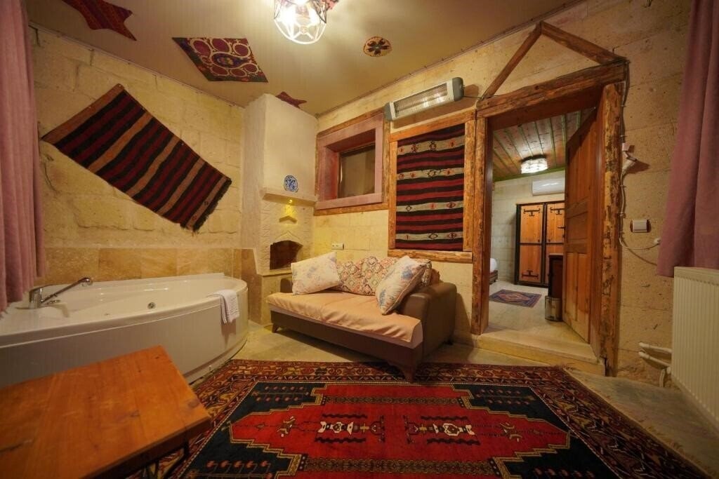 Zdjęcie Fosil Cave Hotel 4*