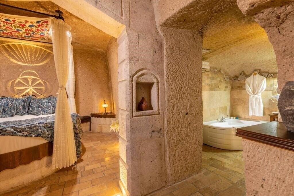 Zdjęcia Mystic Cave House Hotel 3+* 3*