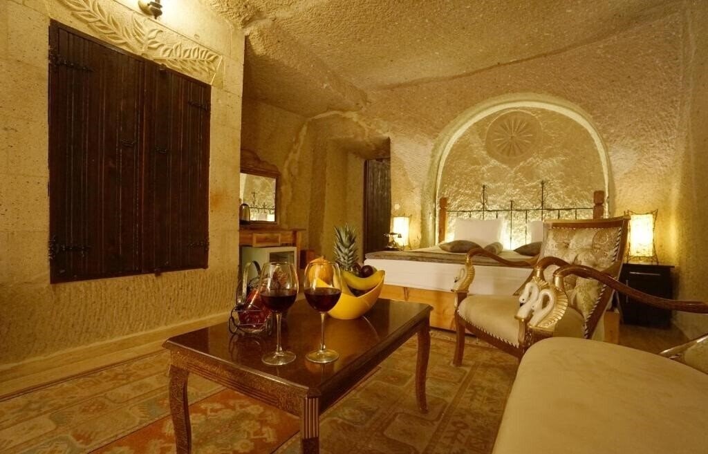 Фотографія Roma Cave Suite 4*