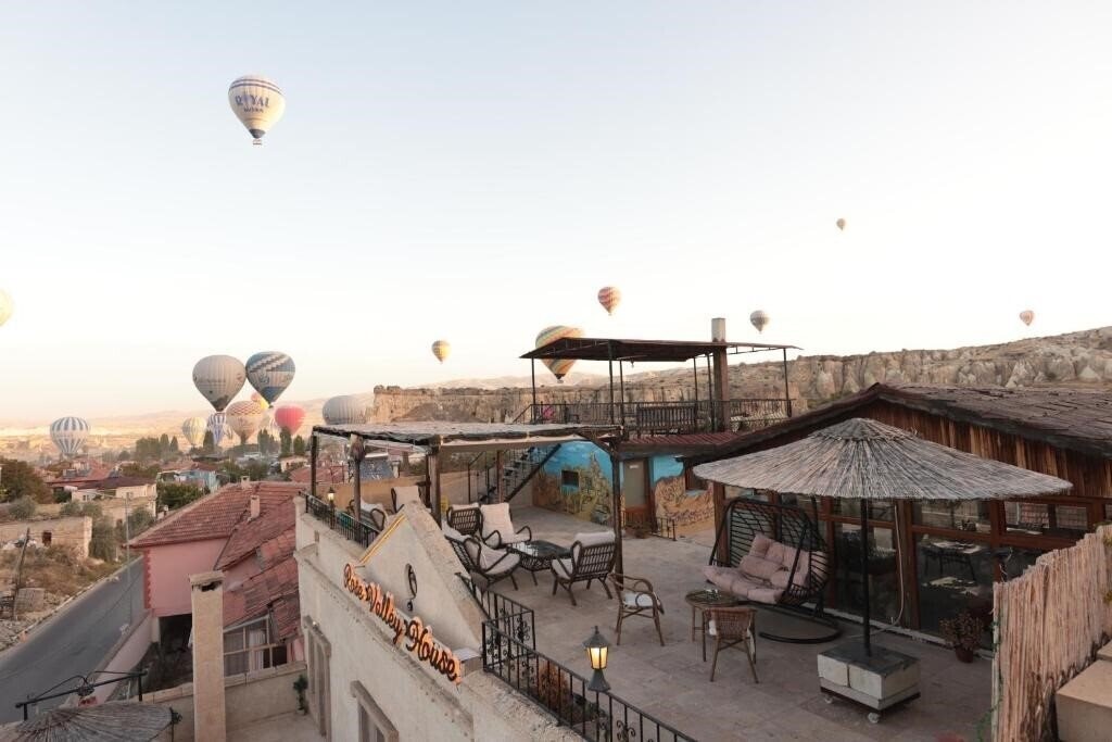 Hotel Rose Valley House 3*