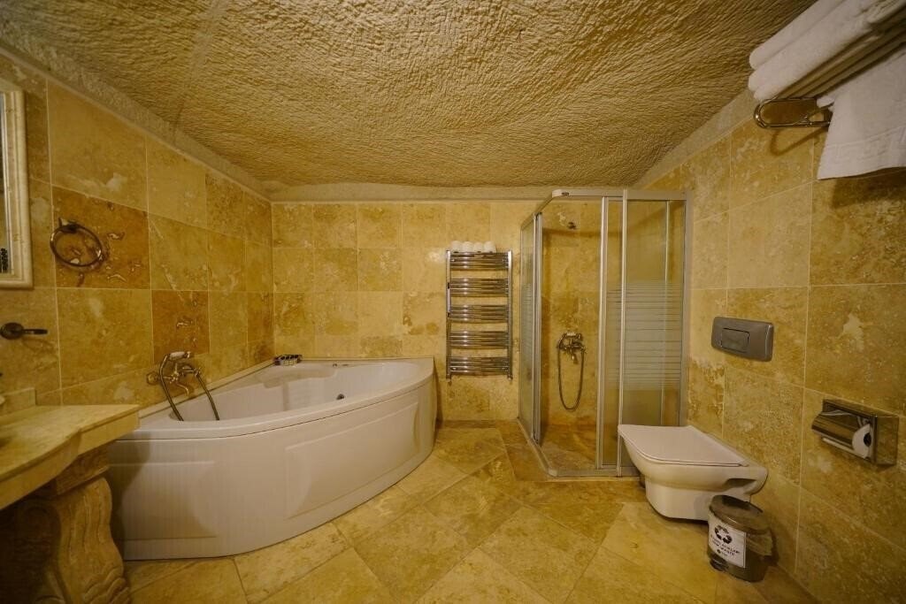 Фото Vezir Cave Suites 3*
