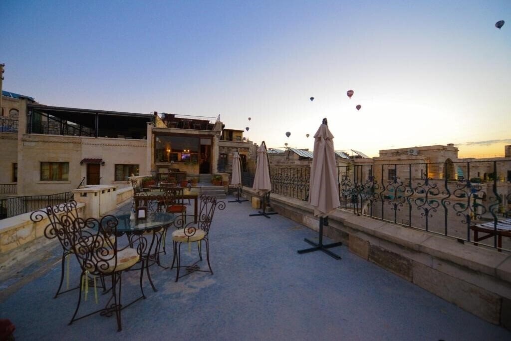 Зображення Vineyard Cave Hotel 3*