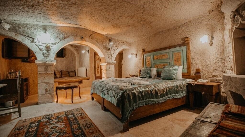 Zdjęcia Serenus Cave Suites 4*