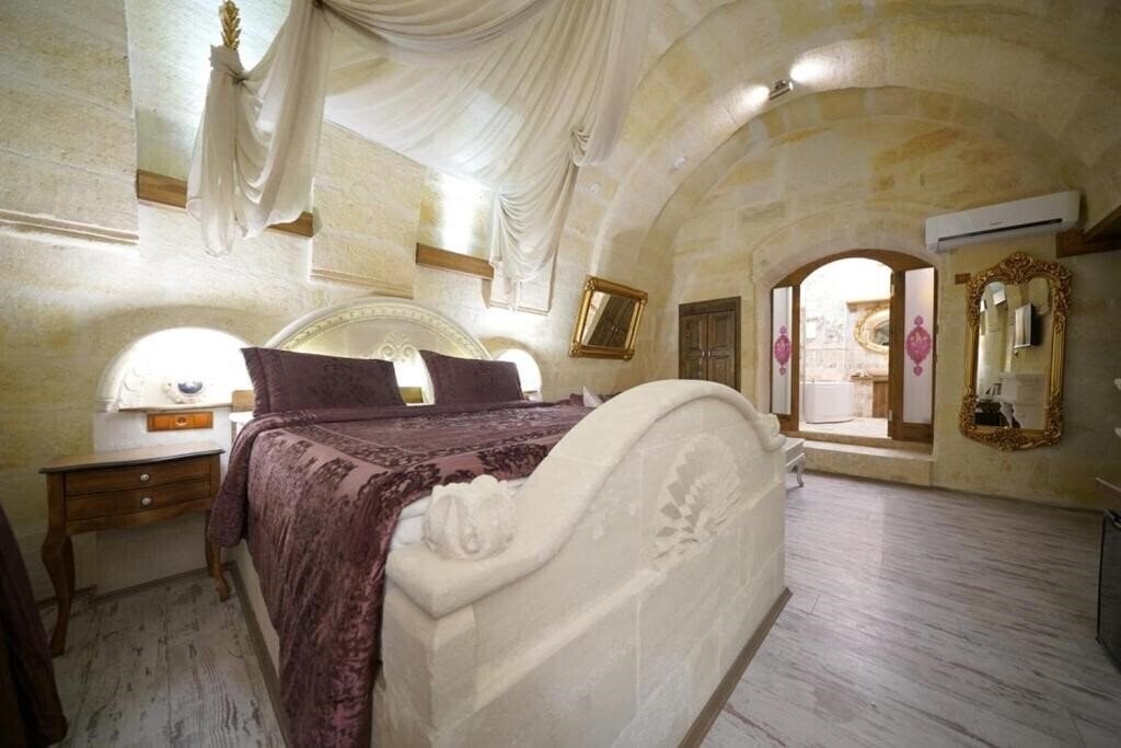 Готель Arte Cave Hotel 4*
