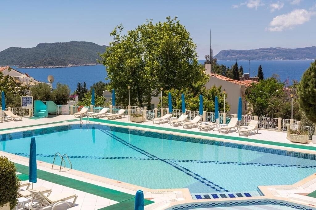 Отель Hotel Club Phellos 3*