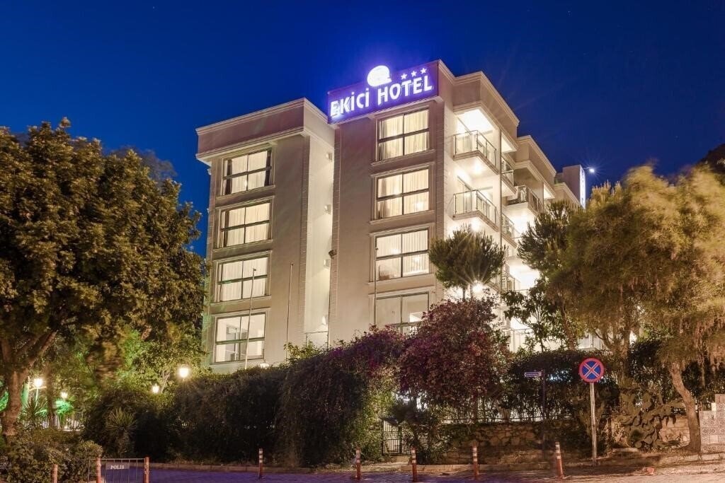 Zdjęcie Ekici Hotel 3*