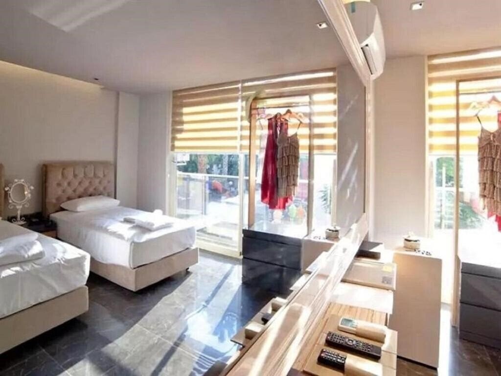 Zdjęcia Upper House Boutique Hotel (ex. Upperhouse) 4*