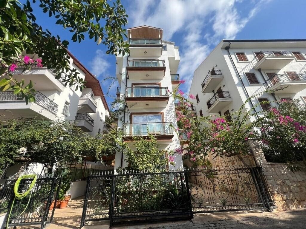 Hotel Narr Twin Hotel 2*