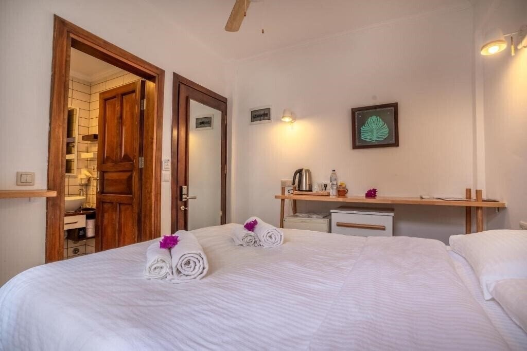 Obraz Hideaway Hotel (ex. Hotel Hideaway, Hideaway) 3*