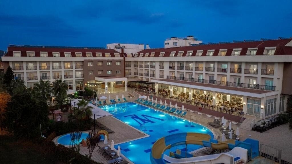 Готель White Lilyum Hotel 5*