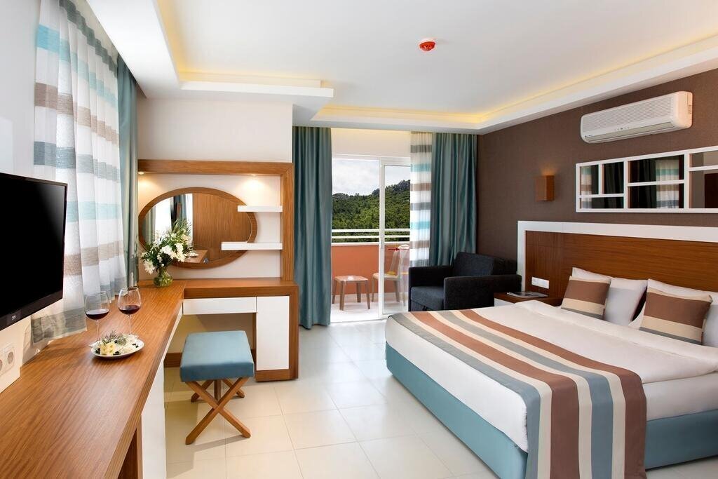 Зображення Lavia Hotels Kemer (ex. Maya World Moonlight, Iko Garden Resort) 4*