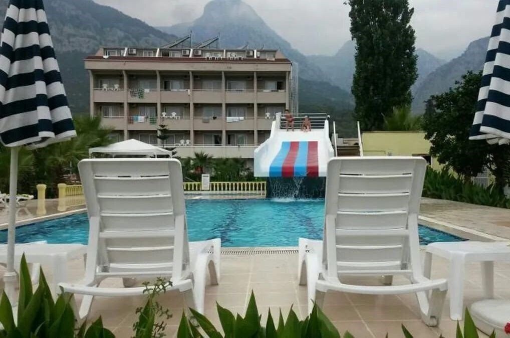 Отель Green Stars Hotel (ex. Apple Paradise Hotel, Paradise's Apple Hotel) 3*