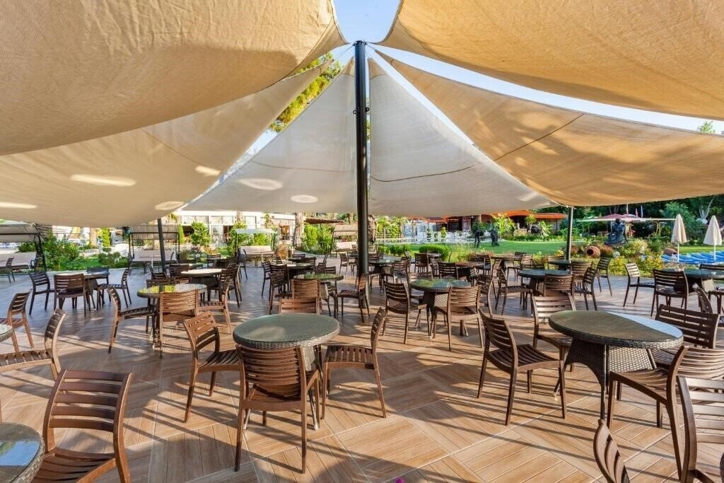 Obraz Club Hotel Belpinar 4*