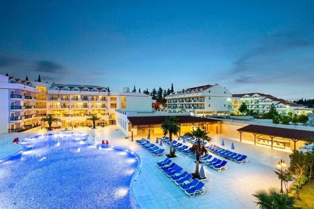 Hotel Kemer Dream 4*