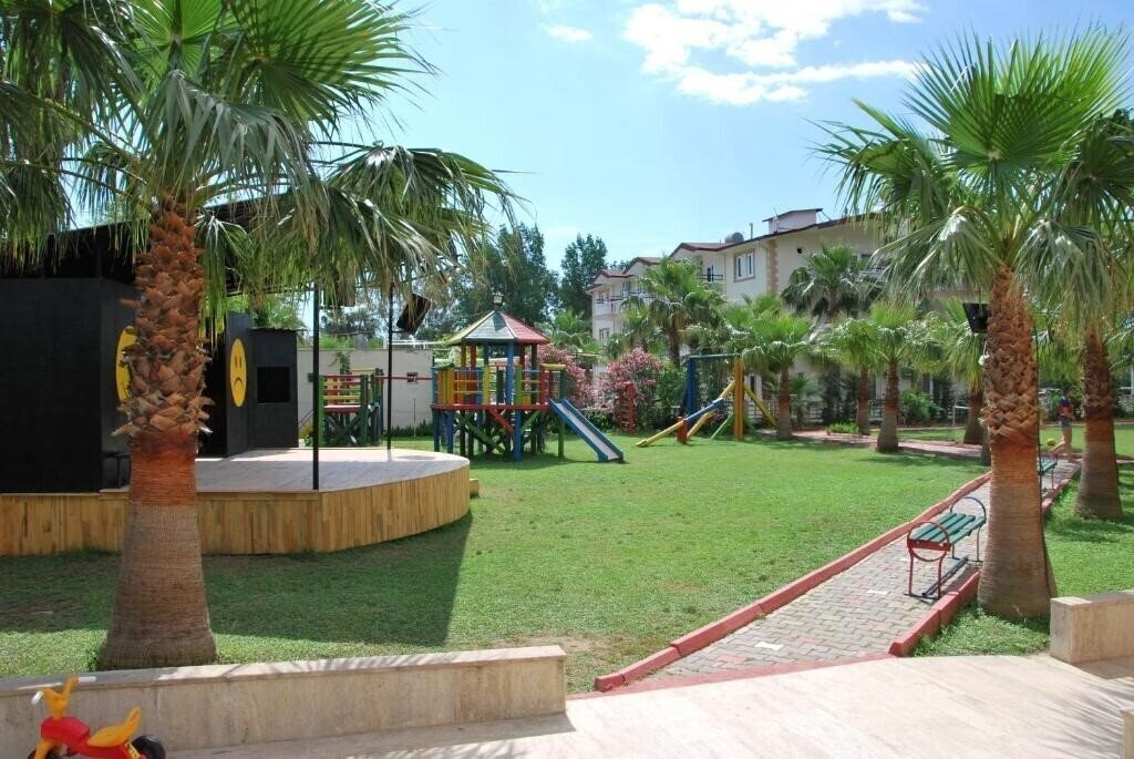 Zdjęcia Castle Park Hotel 3*