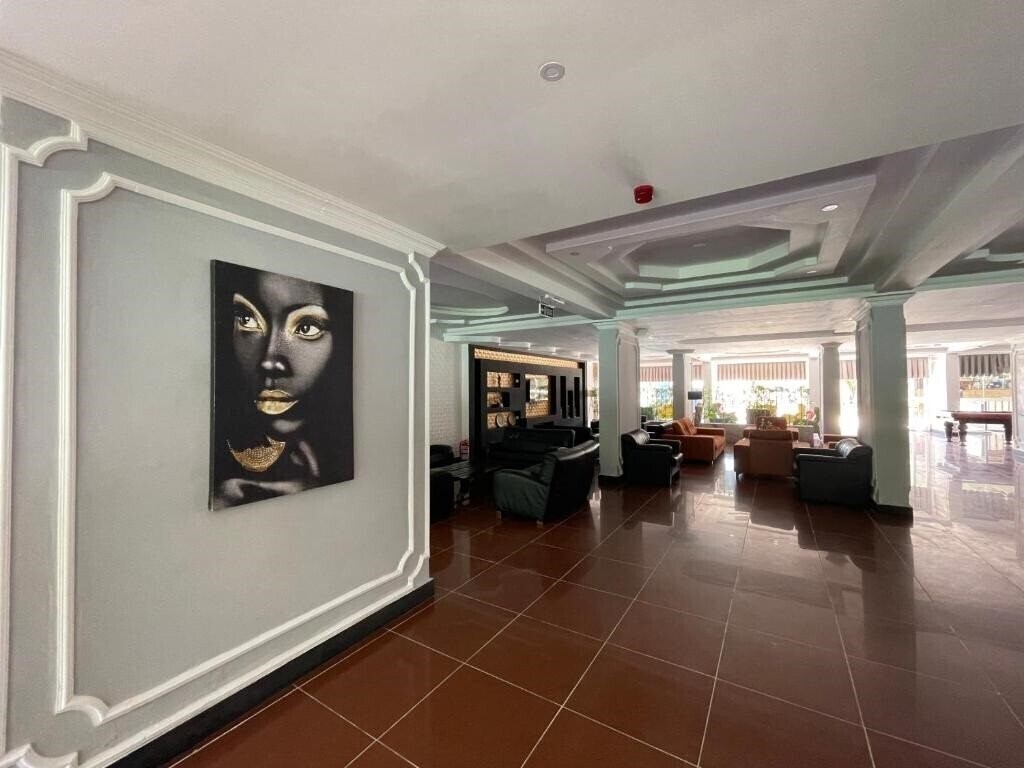 Zdjęcie Castle Park Hotel 3*
