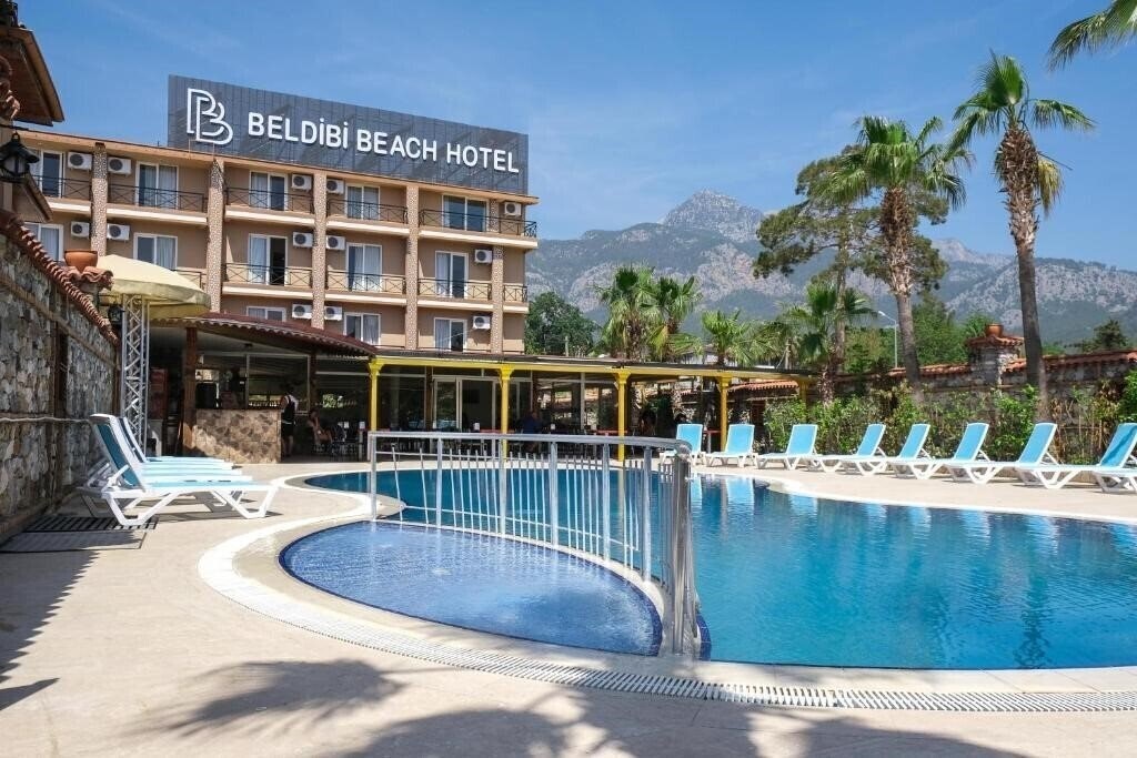 Готель Beldibi Beach Hotel 4*
