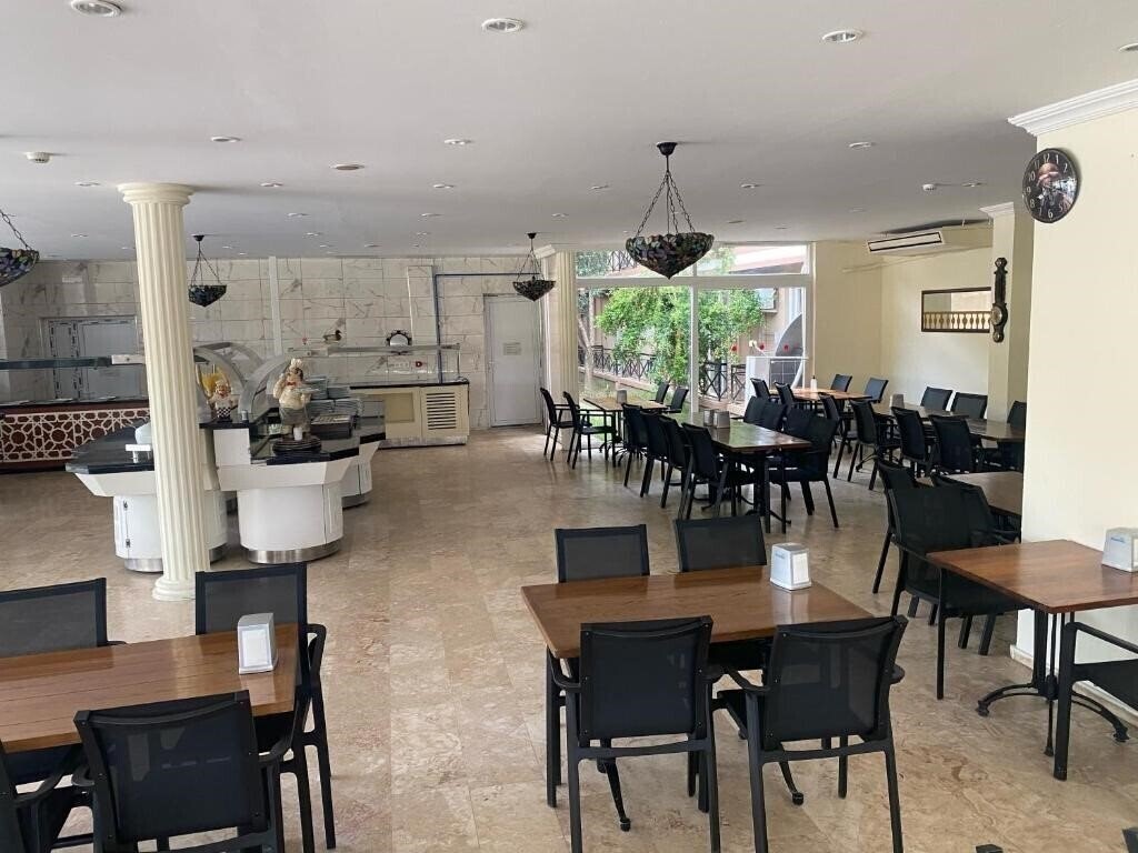 Зображення Beldibi Beach Hotel 4*
